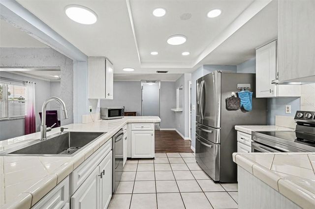 1501 NEW BEDFORD DRIVE, Sun City Center, FL 33573