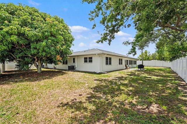 1501 NEW BEDFORD DRIVE, Sun City Center, FL 33573