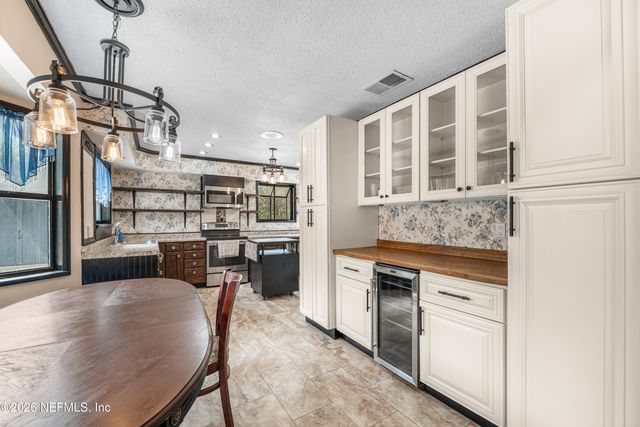 2823 JEWELL Road, Jacksonville, FL 32216