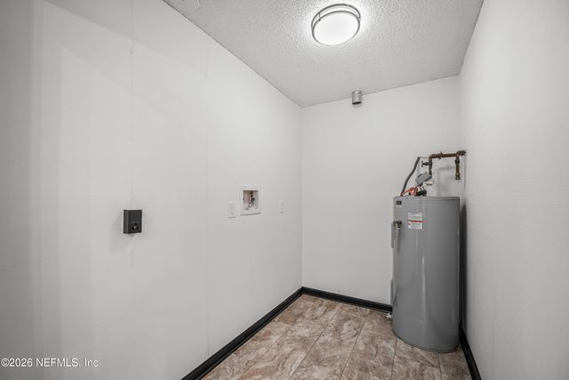 2823 JEWELL Road, Jacksonville, FL 32216