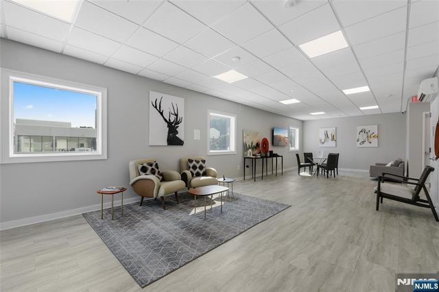 3 Somerset Lane 113, Edgewater, NJ 07020