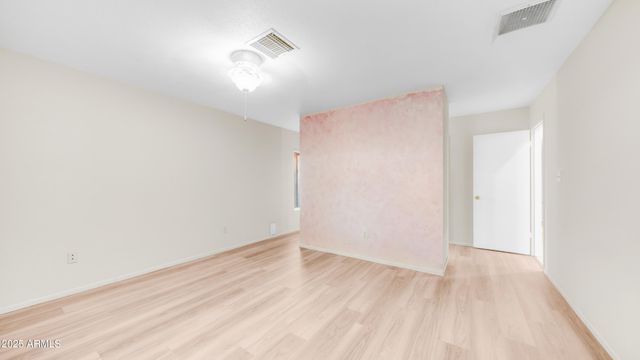 6608 W PHELPS Road, Glendale, AZ 85306