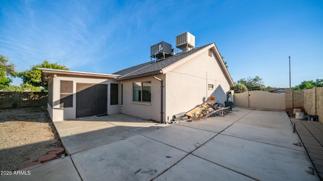 6608 W PHELPS Road, Glendale, AZ 85306