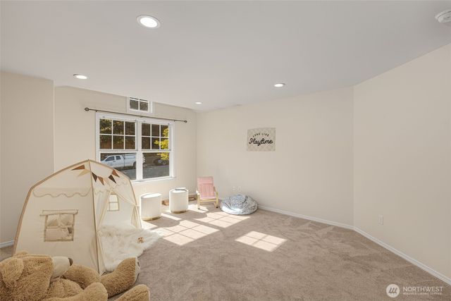10108 186th Court NE, Redmond, WA 98052