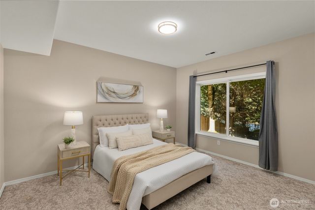 10108 186th Court NE, Redmond, WA 98052
