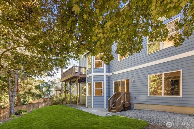 10108 186th Court NE, Redmond, WA 98052