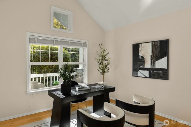 10108 186th Court NE, Redmond, WA 98052