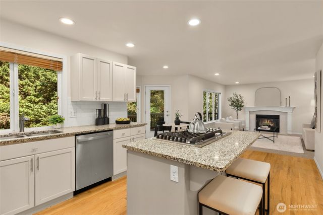 10108 186th Court NE, Redmond, WA 98052