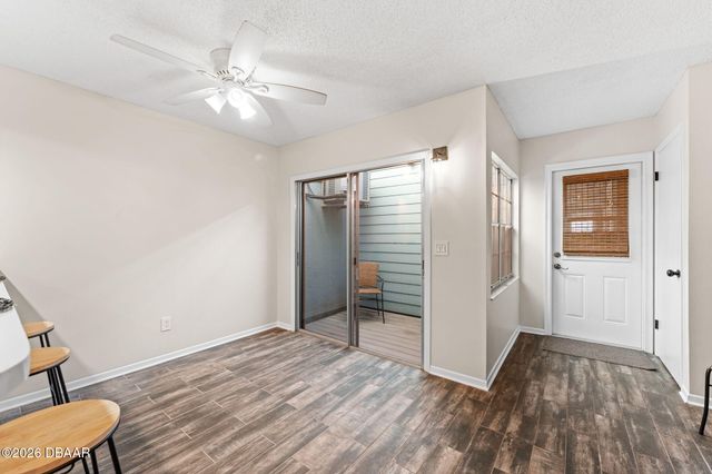 101 N Pine St Apt 2, New Smyrna Beach, FL 32169