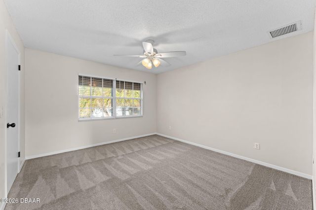 101 N Pine St Apt 2, New Smyrna Beach, FL 32169