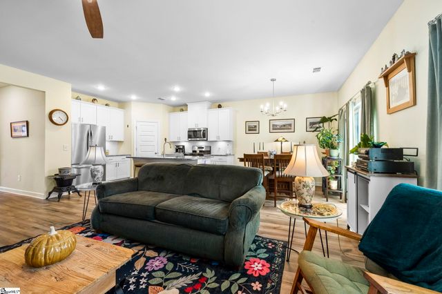 114 Layken Drive, Fountain Inn, SC 29644