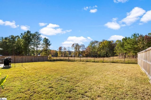 114 Layken Drive, Fountain Inn, SC 29644