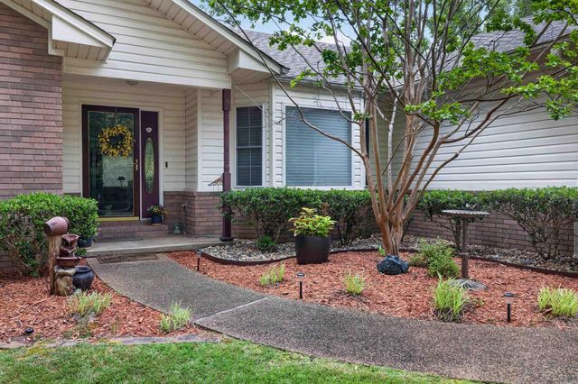 46 Galeon Way, Hot Springs Village, AR 71909