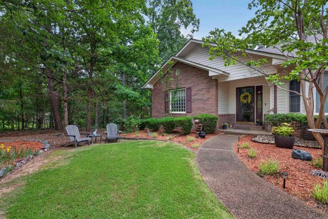 46 Galeon Way, Hot Springs Village, AR 71909