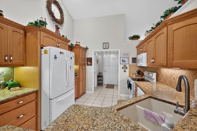 46 Galeon Way, Hot Springs Village, AR 71909