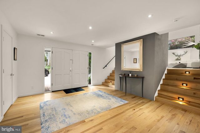 2710 BRANDYWINE ST NW, Washington, DC 20008