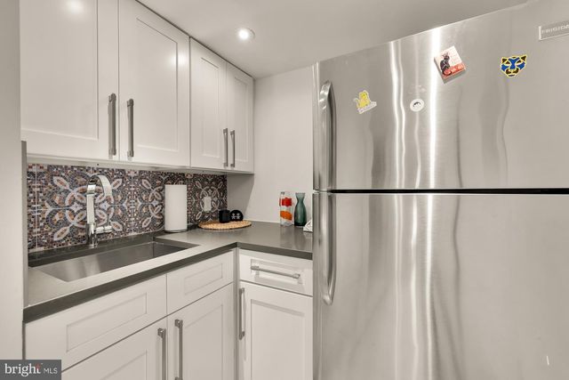 2710 BRANDYWINE ST NW, Washington, DC 20008