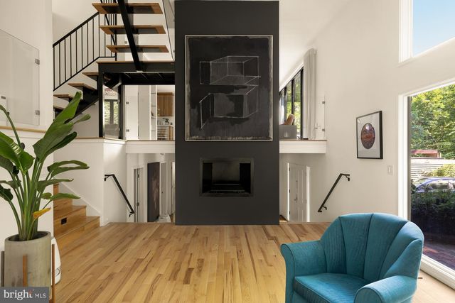 2710 BRANDYWINE ST NW, Washington, DC 20008
