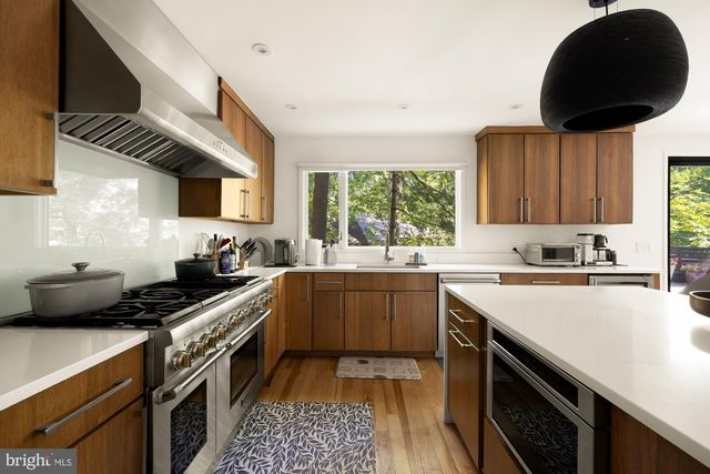 2710 BRANDYWINE ST NW, Washington, DC 20008