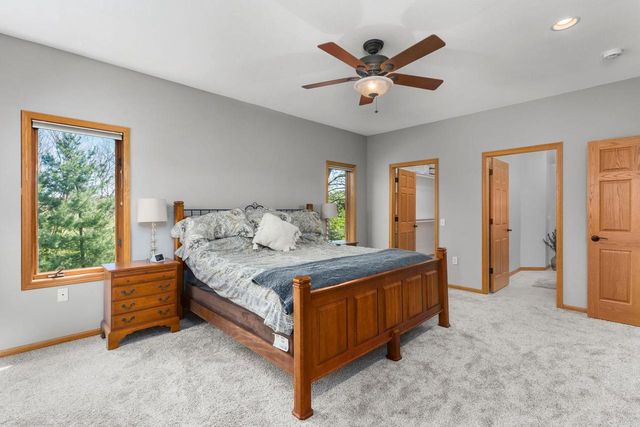 W14110 Crestview Drive, Prairie Du Sac, WI 53578