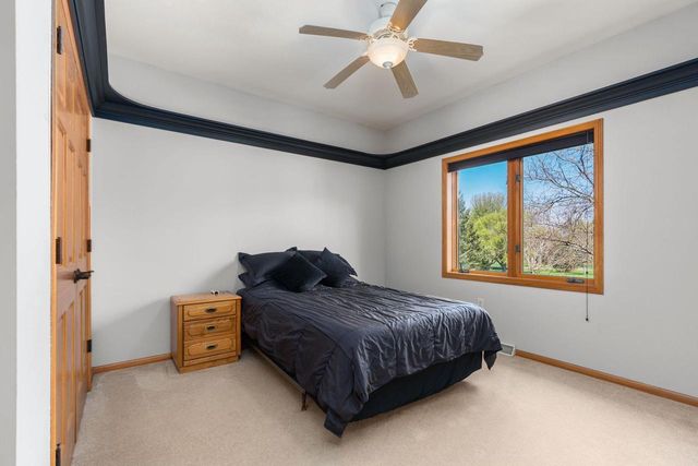 W14110 Crestview Drive, Prairie Du Sac, WI 53578