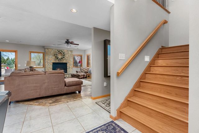 W14110 Crestview Drive, Prairie Du Sac, WI 53578