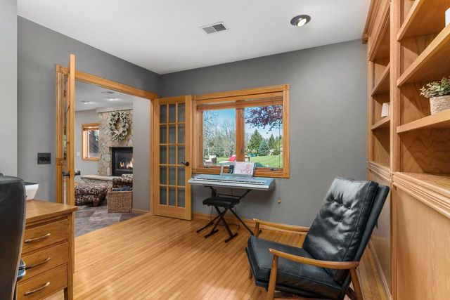 W14110 Crestview Drive, Prairie Du Sac, WI 53578