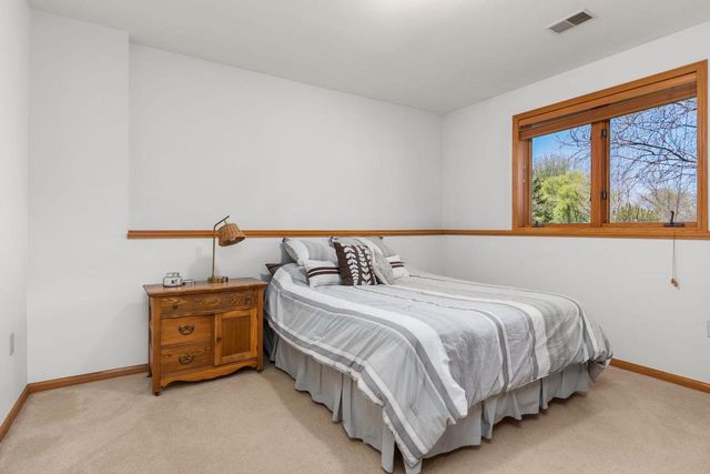 W14110 Crestview Drive, Prairie Du Sac, WI 53578