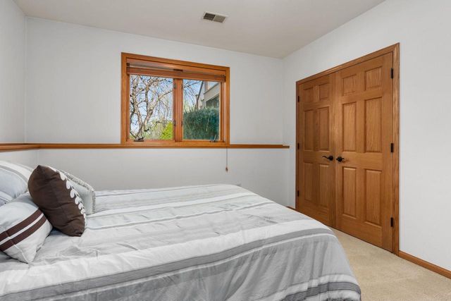 W14110 Crestview Drive, Prairie Du Sac, WI 53578