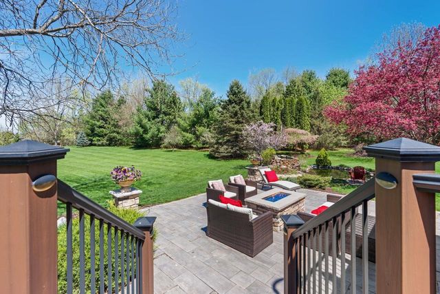 W14110 Crestview Drive, Prairie Du Sac, WI 53578