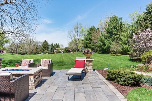 W14110 Crestview Drive, Prairie Du Sac, WI 53578