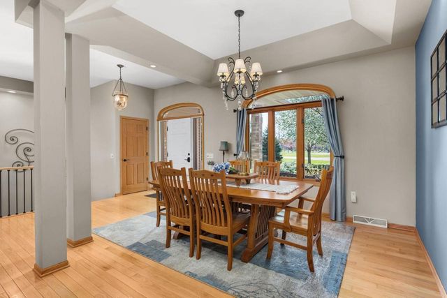 W14110 Crestview Drive, Prairie Du Sac, WI 53578