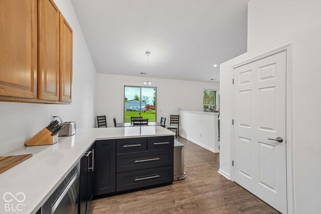 524 Zephyr Way, Westfield, IN 46074