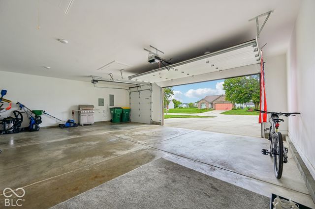 524 Zephyr Way, Westfield, IN 46074