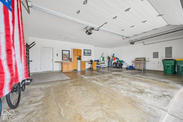 524 Zephyr Way, Westfield, IN 46074