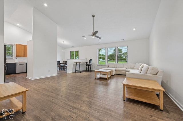 524 Zephyr Way, Westfield, IN 46074