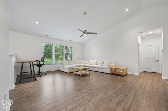 524 Zephyr Way, Westfield, IN 46074