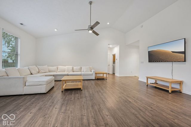 524 Zephyr Way, Westfield, IN 46074