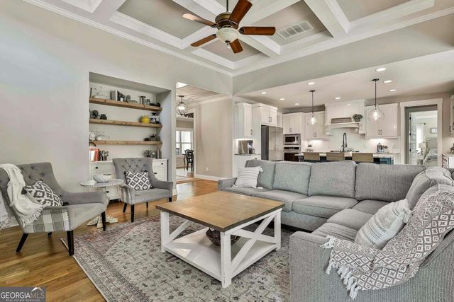 170 Belle Maison Drive, Newnan, GA 30265