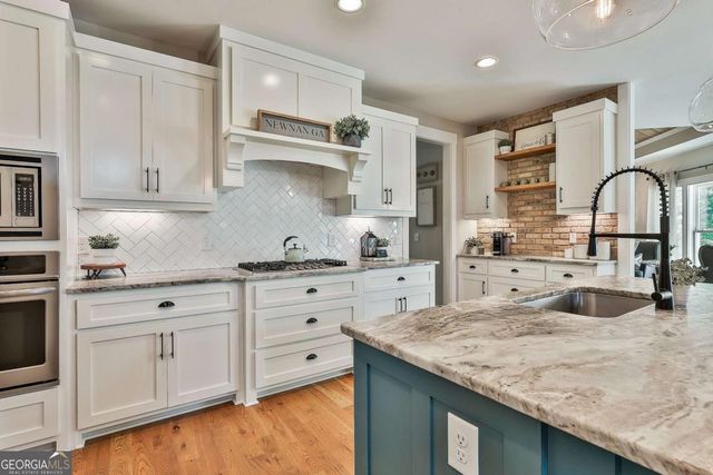 170 Belle Maison Drive, Newnan, GA 30265
