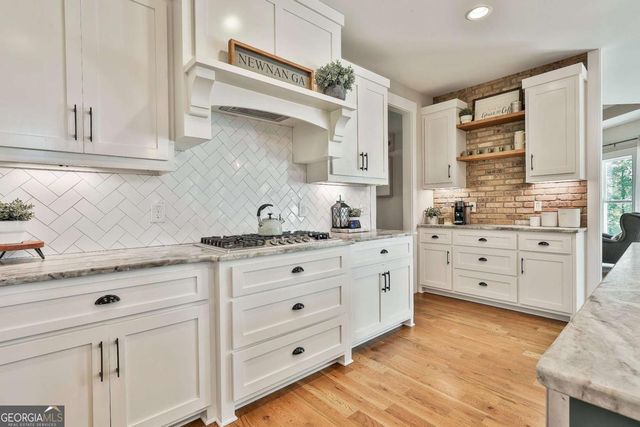 170 Belle Maison Drive, Newnan, GA 30265