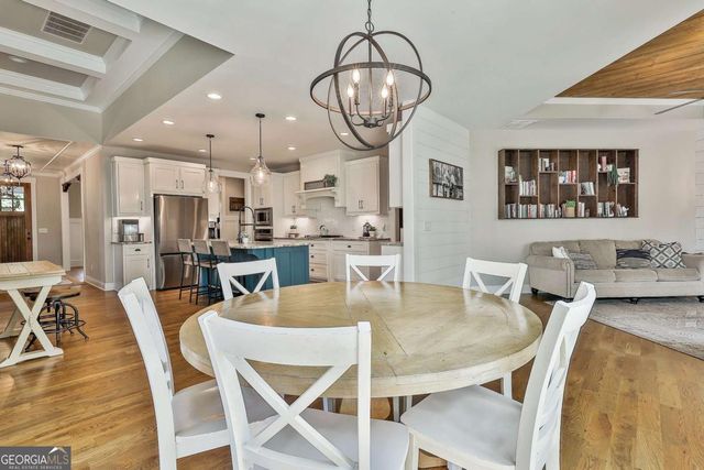170 Belle Maison Drive, Newnan, GA 30265