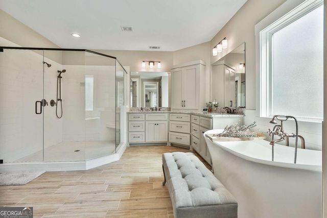 170 Belle Maison Drive, Newnan, GA 30265