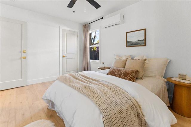 1531 Dickson St, Sacramento, CA 95822