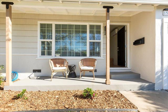 1531 Dickson St, Sacramento, CA 95822