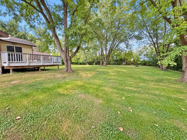 40719 N Il Route 83 Route, Antioch, IL 60002