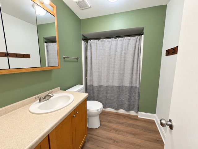 40719 N Il Route 83 Route, Antioch, IL 60002
