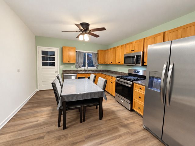 40719 N Il Route 83 Route, Antioch, IL 60002