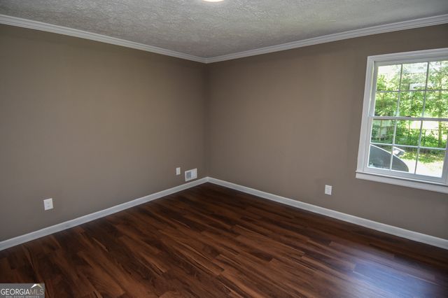 1538 Spring Valley Circle, Griffin, GA 30223