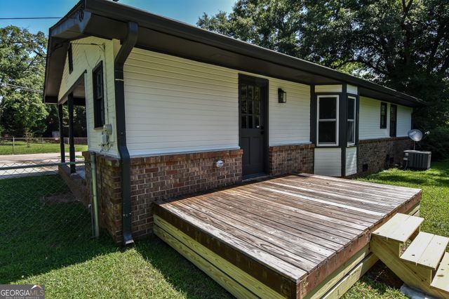 1538 Spring Valley Circle, Griffin, GA 30223